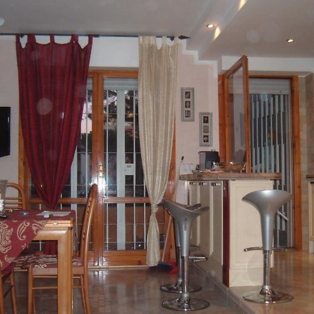 Casa Vacanza Gaudenti Bed & Breakfast โรม ภายนอก รูปภาพ